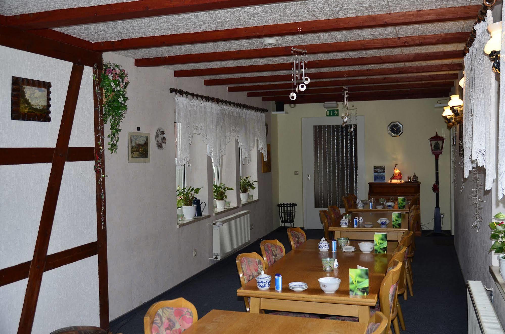 Pension Am Stadtrand Zerbst Exterior photo