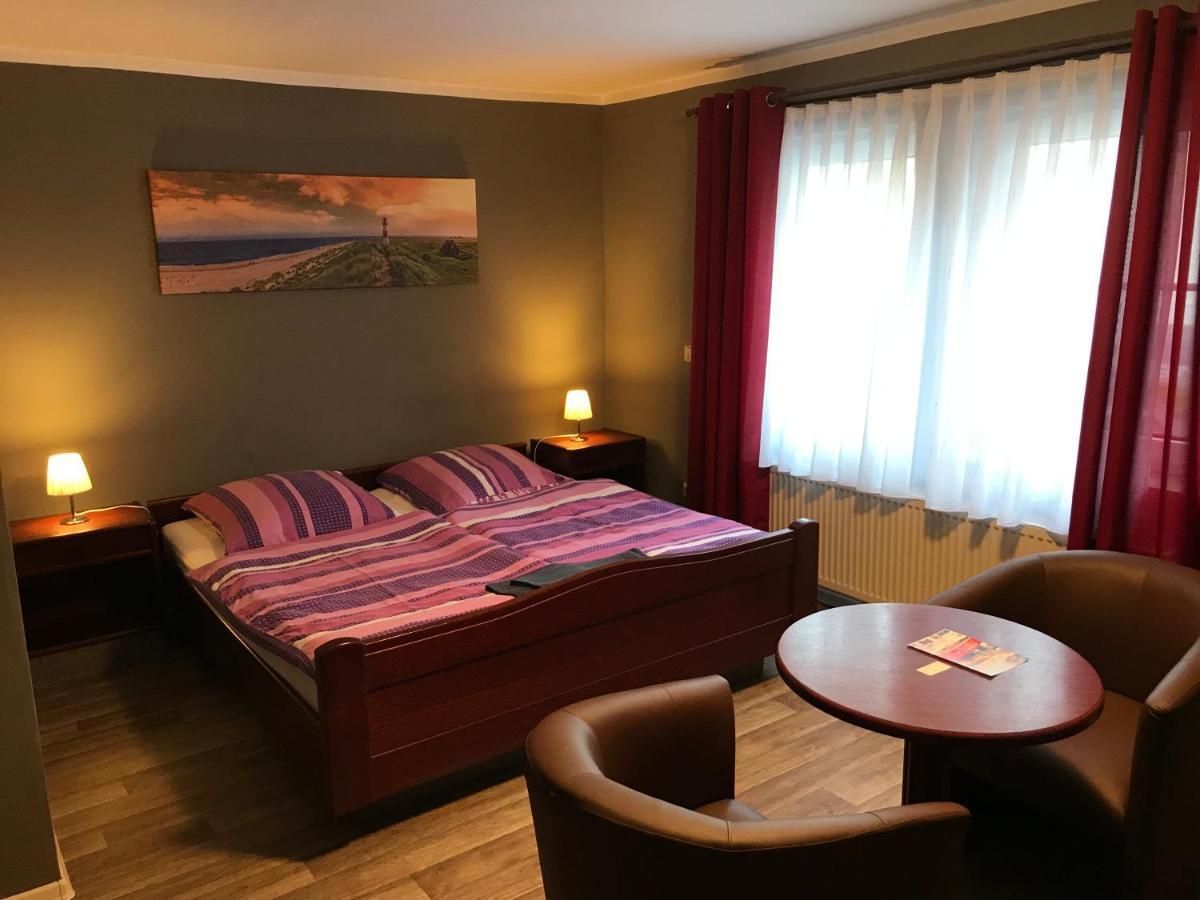 Pension Am Stadtrand Zerbst Exterior photo